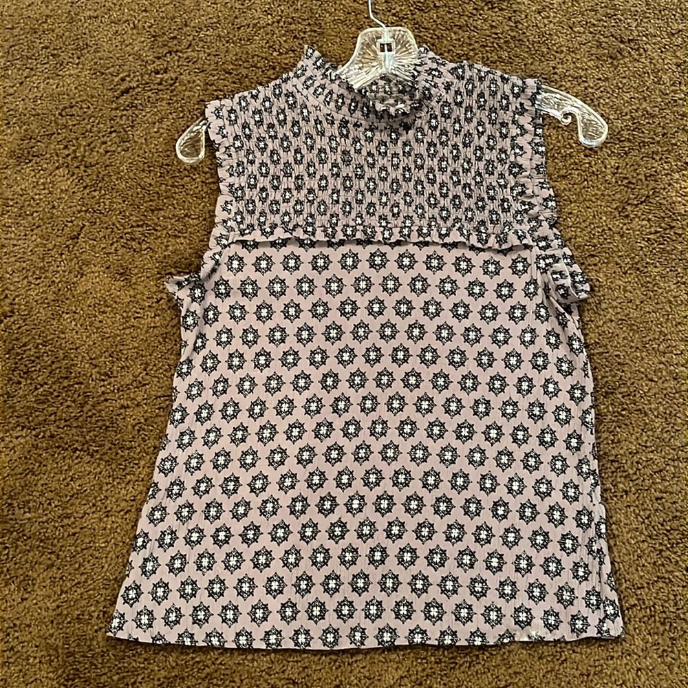 THML sleeveless top, mock neck, size XS